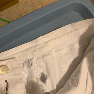 6P white Loft crop jeans